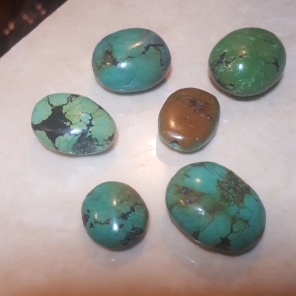 6 drilled real turquoise beads - Picture 8 of 8